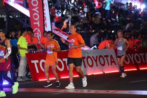 BIB: 
                            <button type="button" onclick="openModal(23340013)" class="btn btn-primary btn-sm float-right btn-popup" data-toggle="modal" data-target=".modal-high-quality">
                        <i class="fas fa-shopping-cart"></i> Add to Cart
                    </button>
                                            <button type="button" onclick="isThisMe(23340013, true)" class="btn btn-success btn-sm float-right btn-popup btn-isme hidden" data-toggle="tooltip" data-placement="bottom" title="นี่คือรูปของคุณใช่ไหม คลิกที่นี่เพื่อเอาเข้าอัลบั้ม">
                        <i class="fas fa-plus"></i> Add to album
                    </button>
                    <button type="button" onclick="isThisMe(23340013, false)" class="btn btn-warning btn-sm float-right btn-popup btn-isnotme hidden">
                        <i class="fas fa-ban"></i> Remove from album
                    </button>